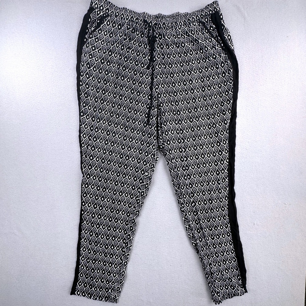 Razza Bella Crazy Bean Womens 2X Black White Geometric Diamond Side Stripe Pants